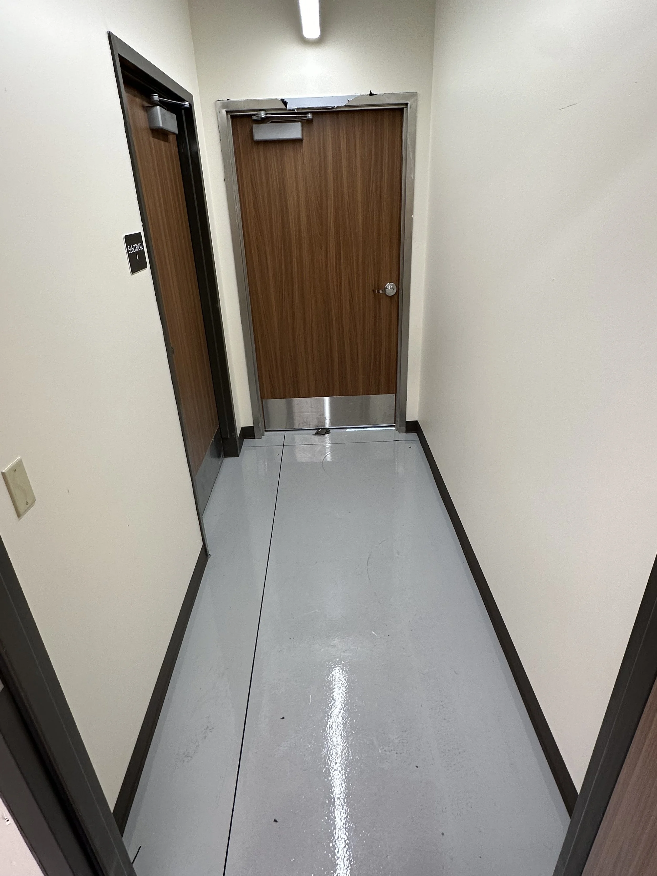 See a Solid Color Epoxy Floor in Your Garage project by Abstract Floor Coatings